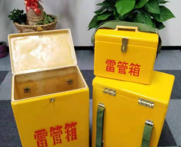 富宁玻璃钢雷管箱有哪些特点